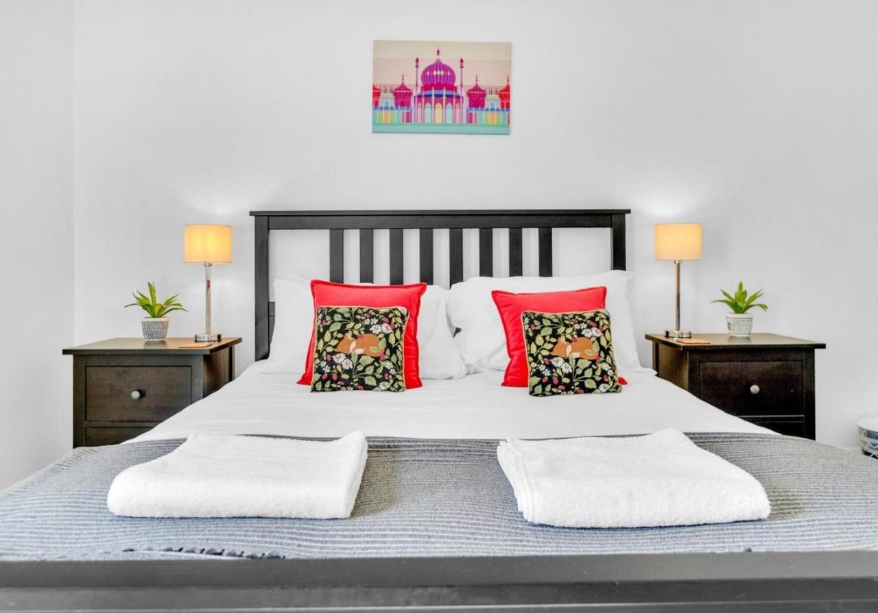 Vila Golden Sunset House With Free Parking By My Getaways Hove Exteriér fotografie